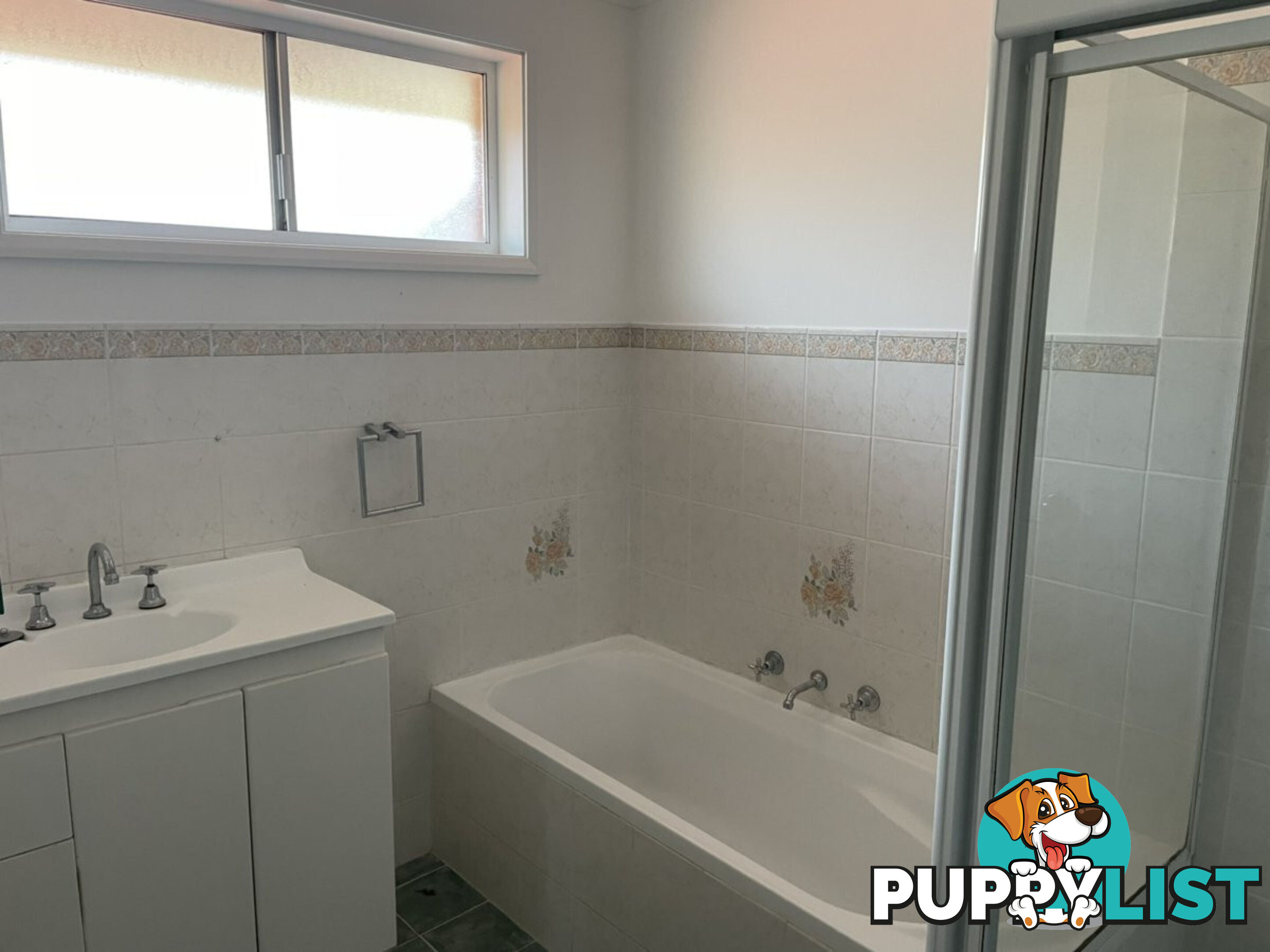 21 Ruskin Row KILLARNEY VALE NSW 2261