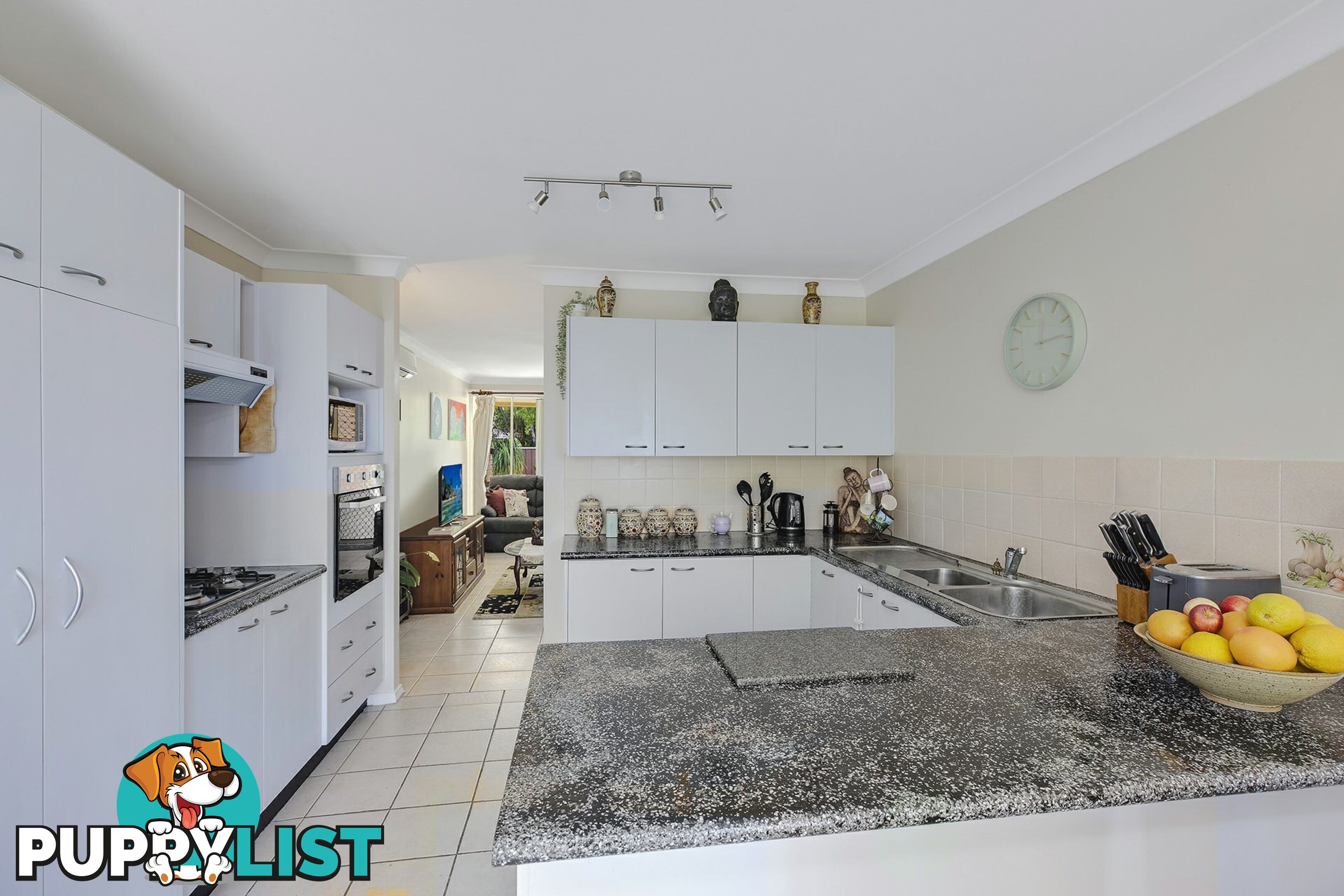 2/59 Eastern Road TUMBI UMBI NSW 2261