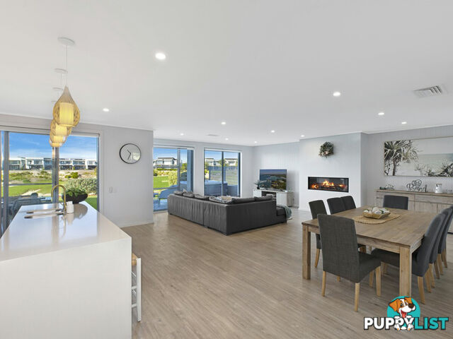 5 Sawgrass Crescent MAGENTA NSW 2261