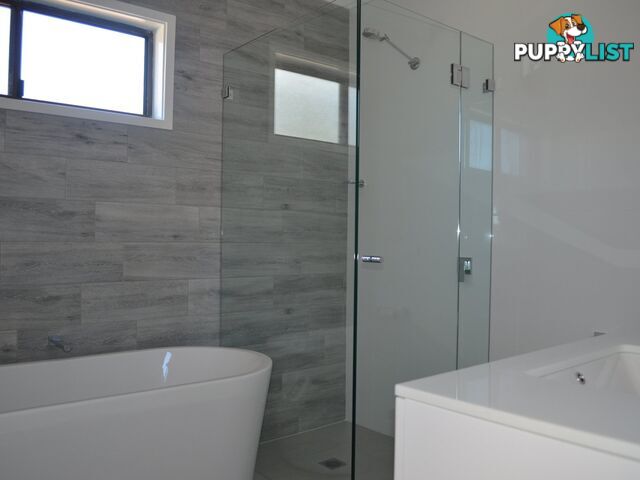 28 Main Street KILLARNEY VALE NSW 2261