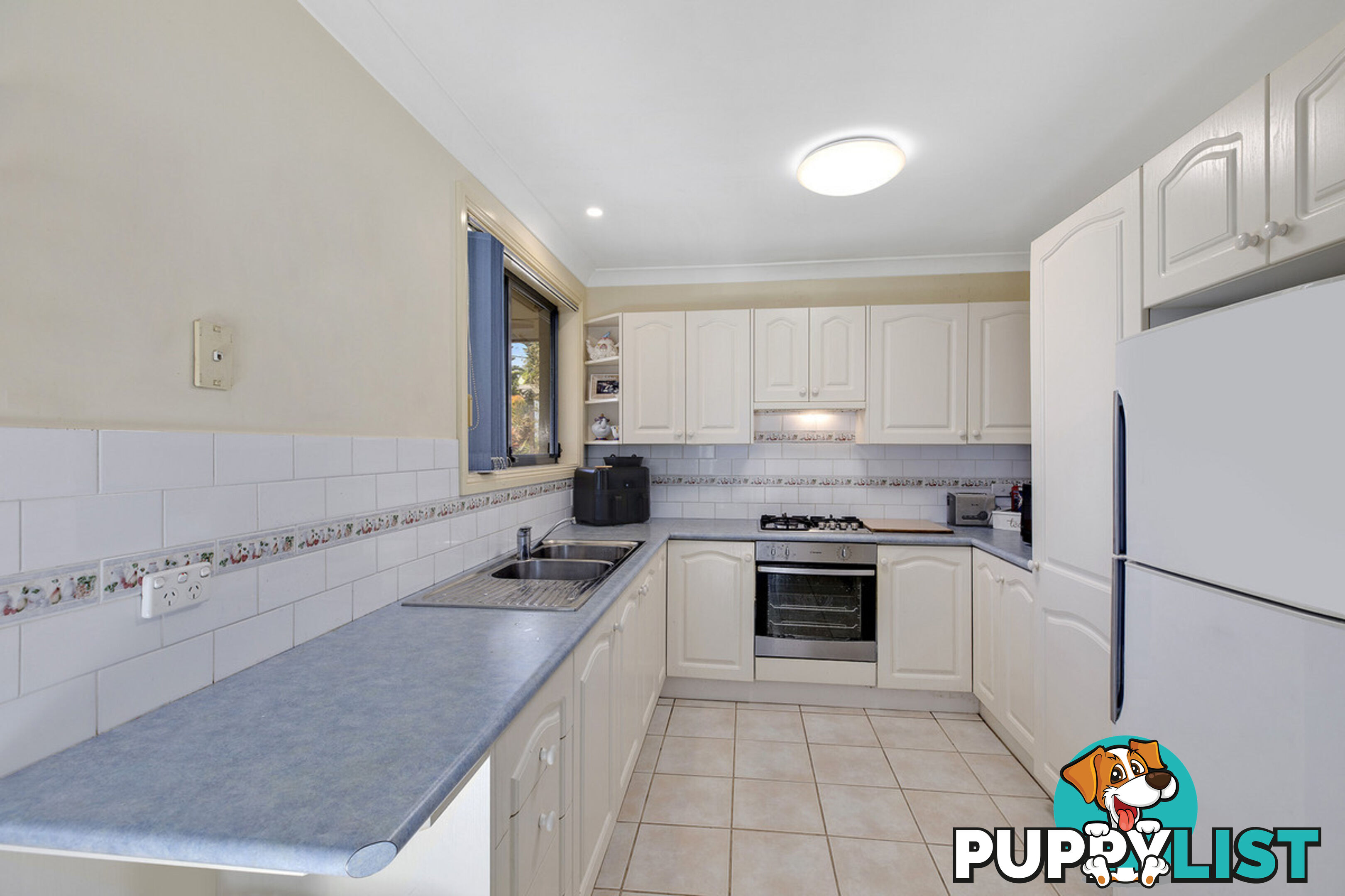 17 South Street KILLARNEY VALE NSW 2261