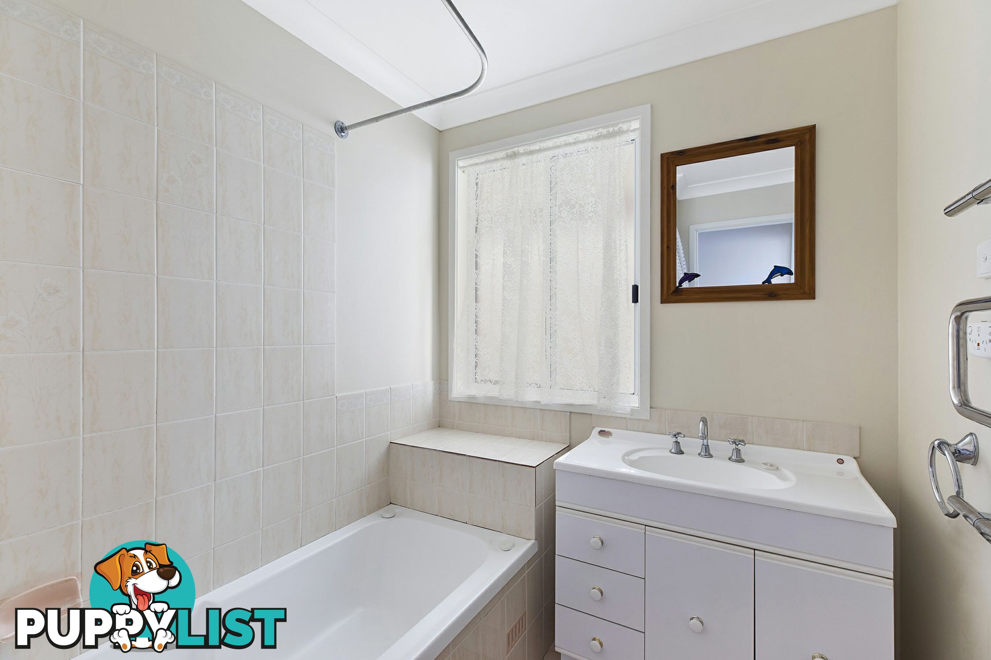 3 Lancaster Parade BATEAU BAY NSW 2261