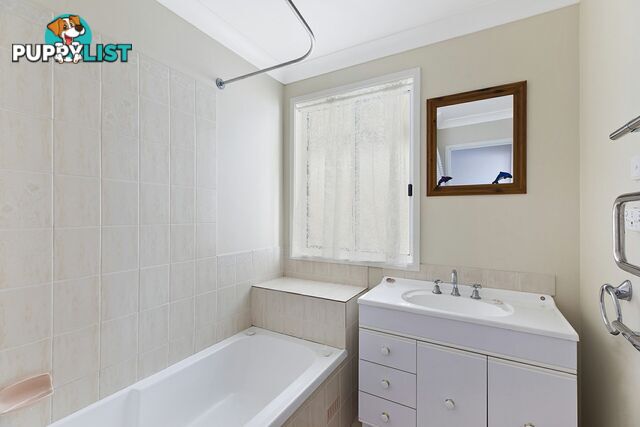 3 Lancaster Parade BATEAU BAY NSW 2261