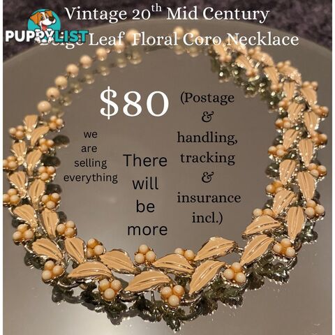 Vintage 20th Mid Century Beige Leaf Floral Coro Necklace