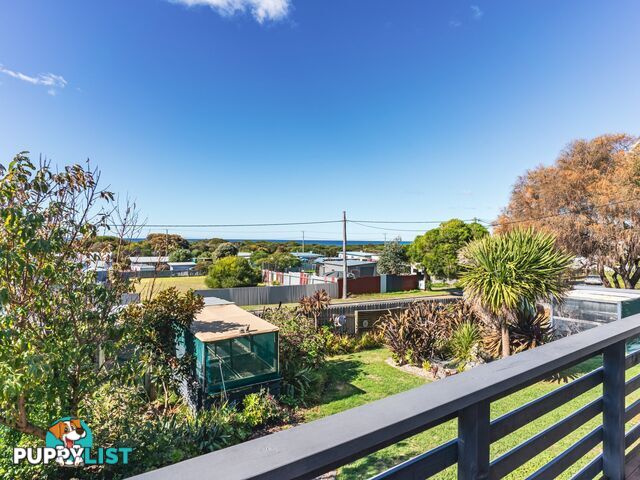 16 Beaumaris Avenue BEAUMARIS TAS 7215