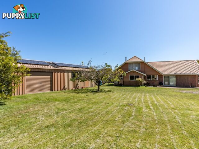 16 Pacific Drive BINALONG BAY TAS 7216