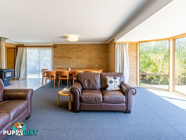 16 Pacific Drive BINALONG BAY TAS 7216