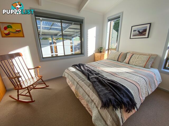 7 Cray Court BINALONG BAY TAS 7216