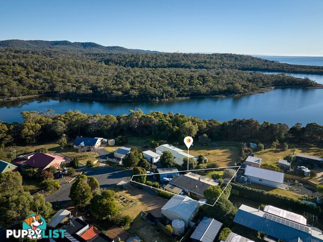 7 Cray Court BINALONG BAY TAS 7216