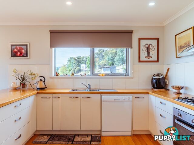 54 Heritage Road ST HELENS TAS 7216