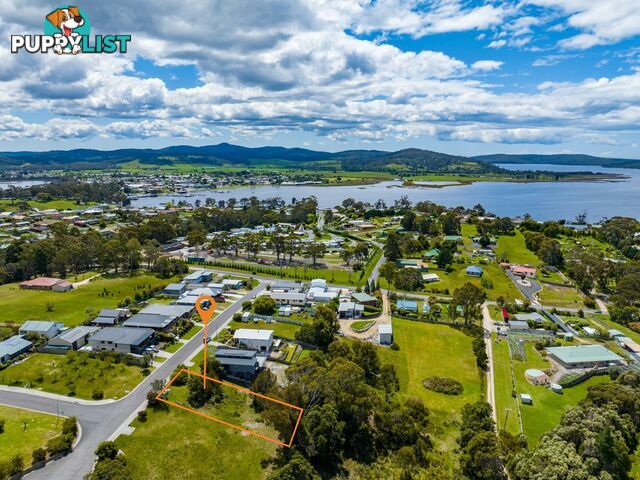 13 Bayvista Rise ST HELENS TAS 7216