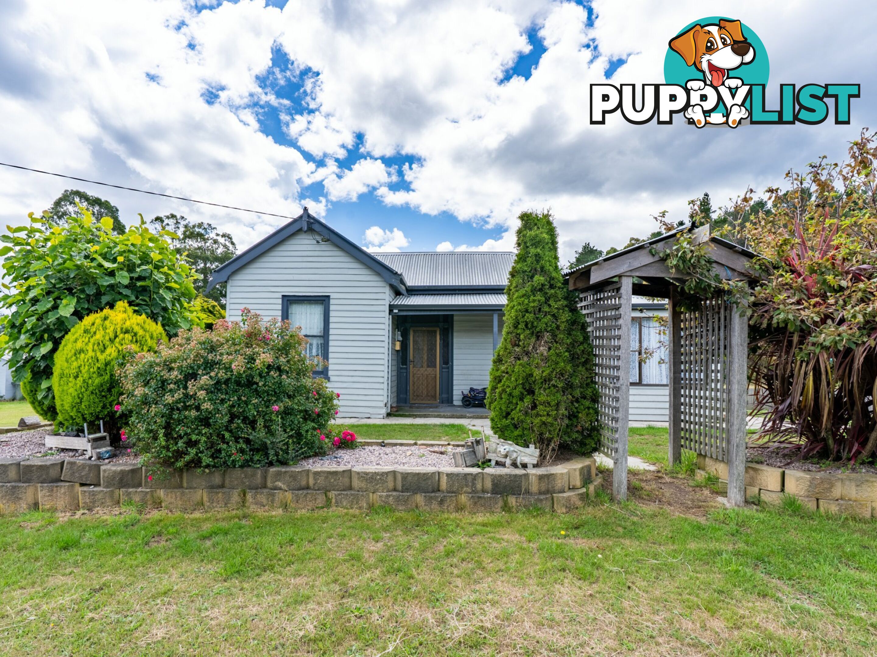 9 Royles Road ST MARYS TAS 7215