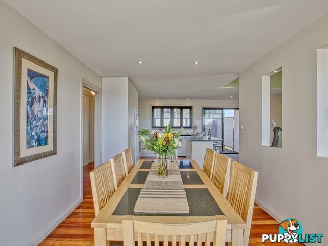 61 Lawry Heights ST HELENS TAS 7216