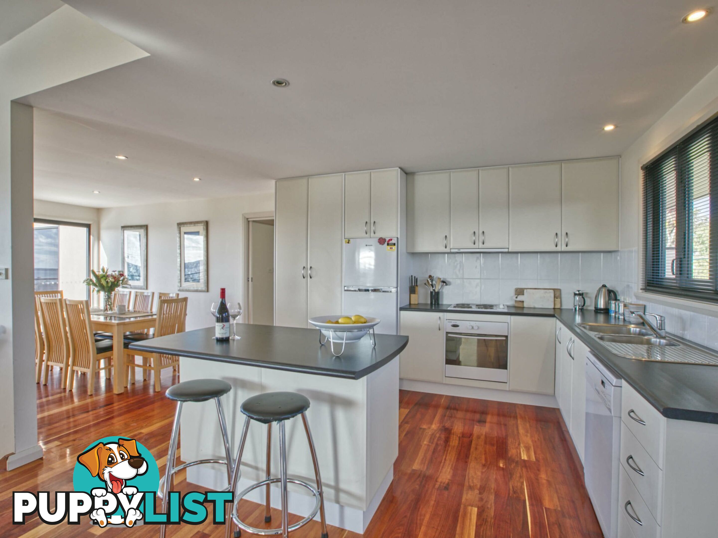 61 Lawry Heights ST HELENS TAS 7216