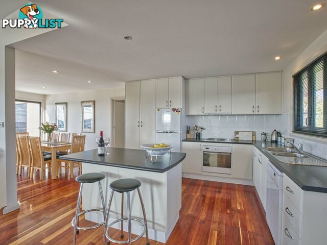 61 Lawry Heights ST HELENS TAS 7216