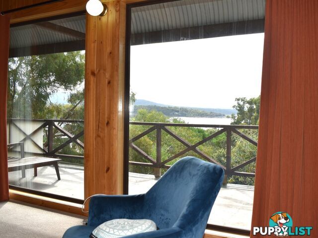 14 Coffey Drive BINALONG BAY TAS 7216