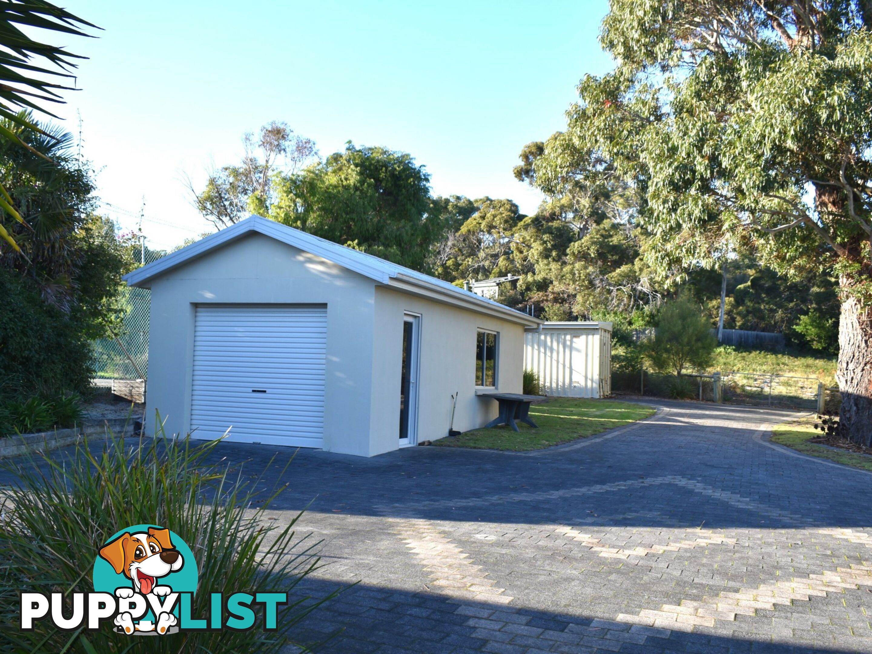 106 Main Road BINALONG BAY TAS 7216
