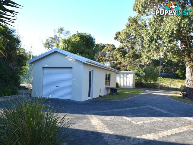 106 Main Road BINALONG BAY TAS 7216