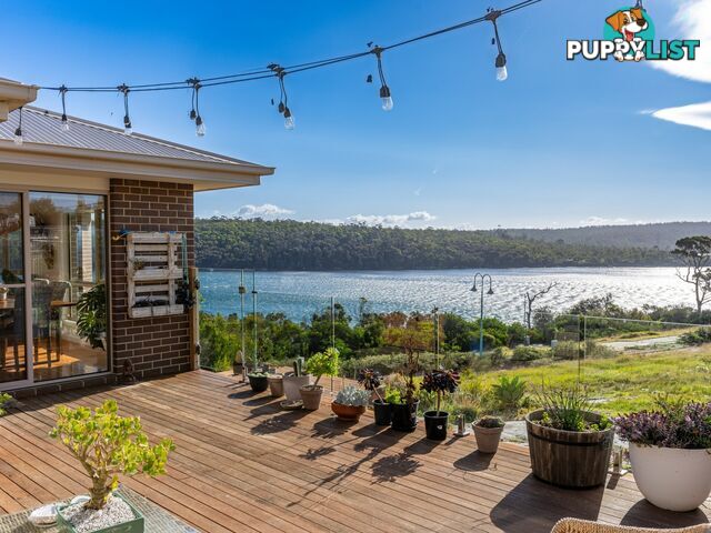 27 Kiama Parade AKAROA TAS 7216