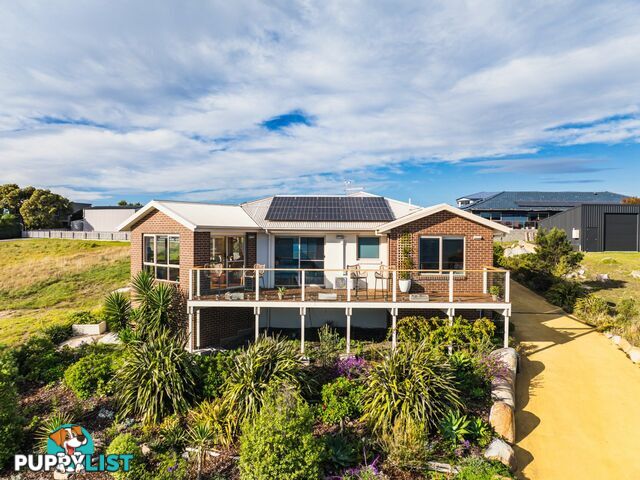 27 Kiama Parade AKAROA TAS 7216