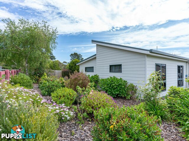 16 Bayvista Rise ST HELENS TAS 7216