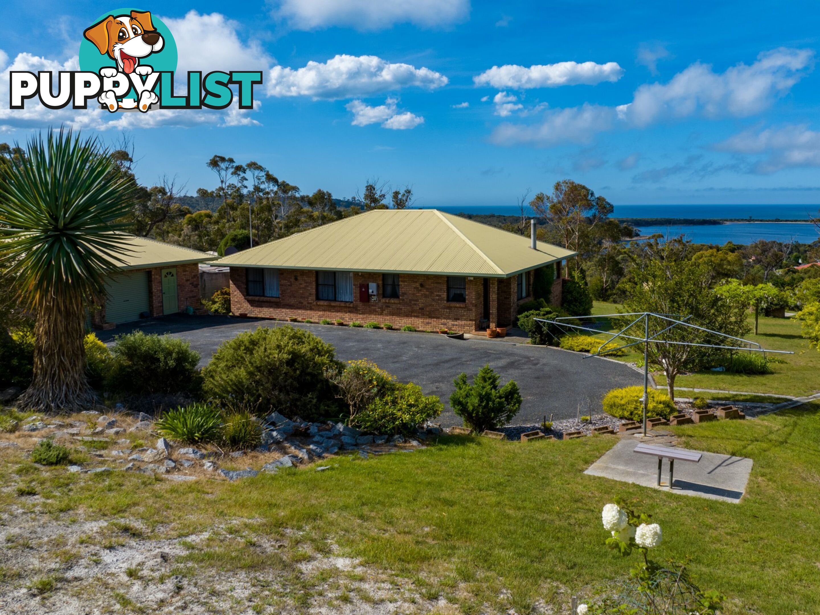 74 Gardens Road BINALONG BAY TAS 7216