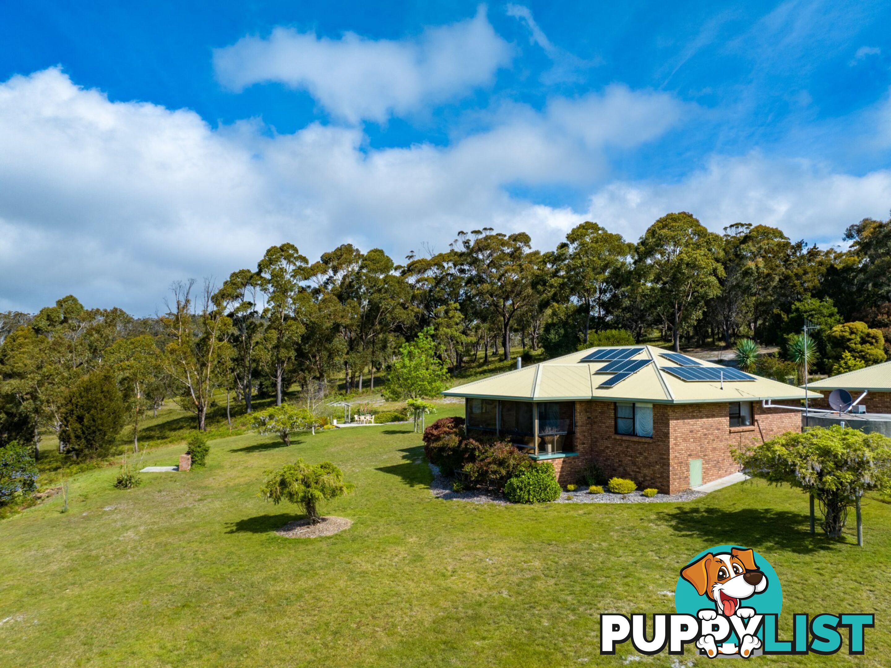 74 Gardens Road BINALONG BAY TAS 7216