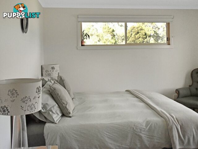 39 Coffey  Drive BINALONG BAY TAS 7216