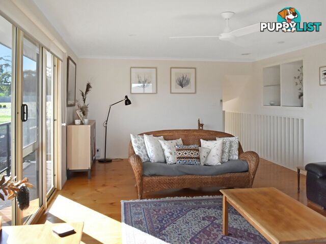 39 Coffey  Drive BINALONG BAY TAS 7216
