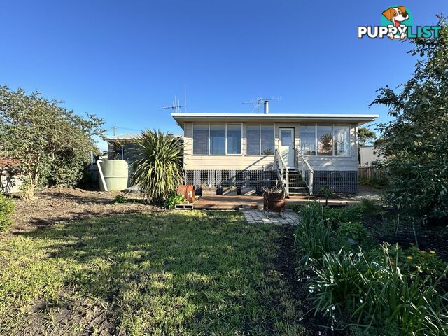 14 Charles Street BEAUMARIS TAS 7215