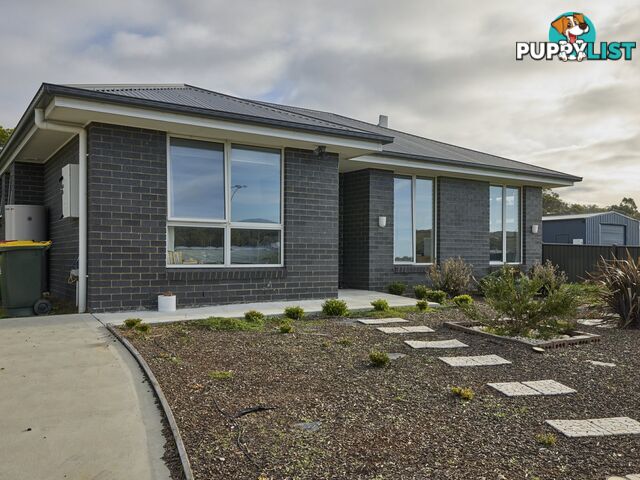 195 Hazard Drive COLES BAY TAS 7215