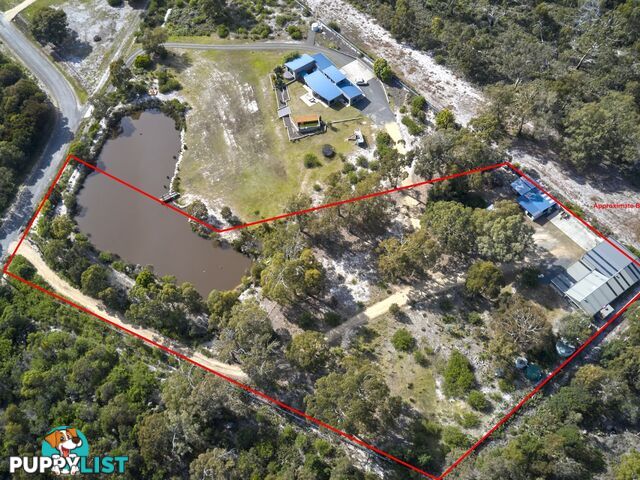 363 HARVEYS FARM ROAD BICHENO TAS 7215