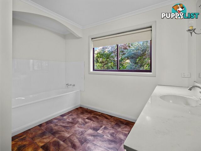 5 Esplanade East COLES BAY TAS 7215