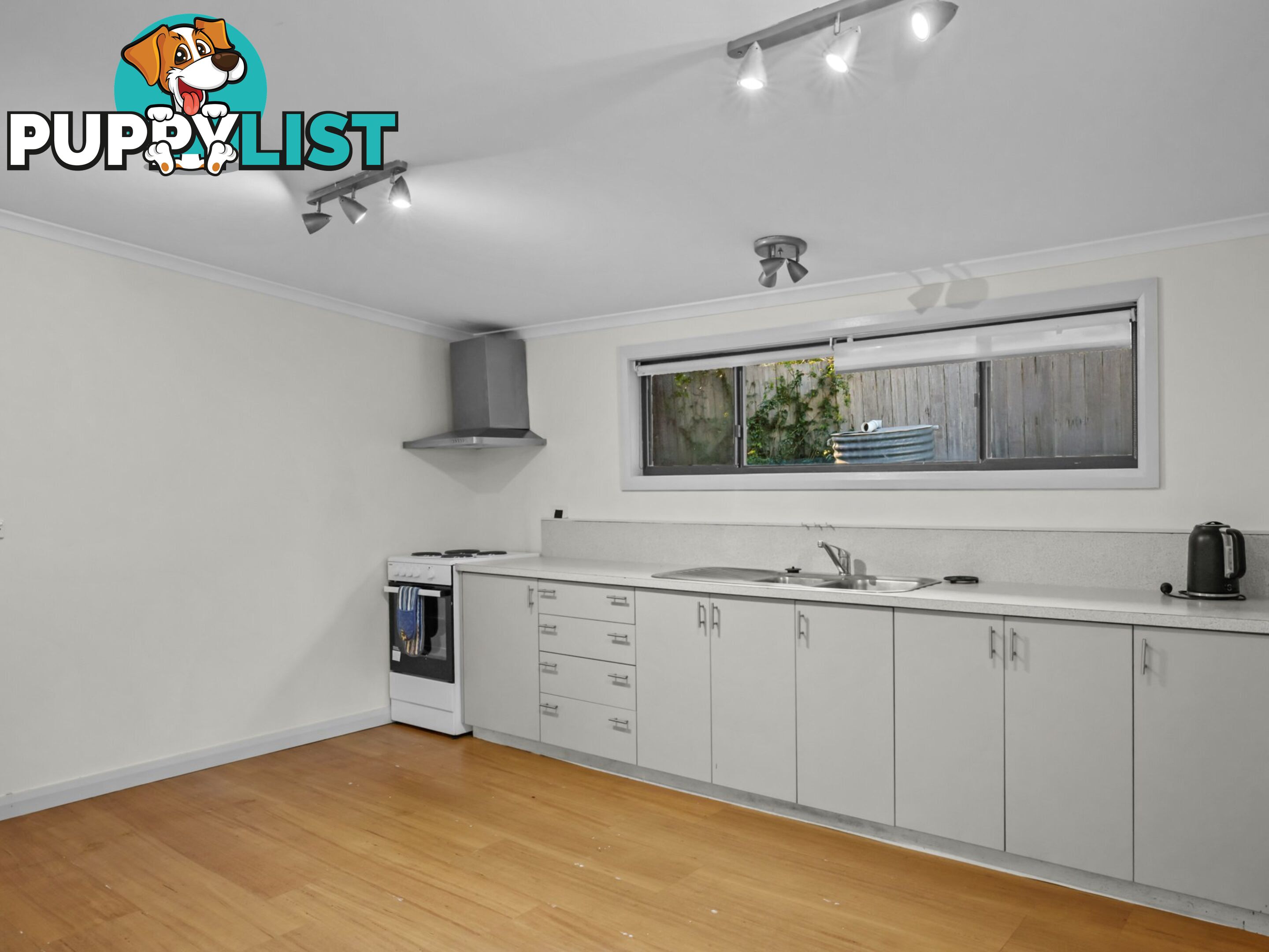 5 Esplanade East COLES BAY TAS 7215