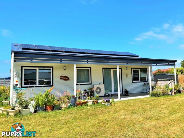 10b Stewart Court ST HELENS TAS 7216