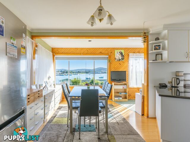 3 Iliad Grove ST HELENS TAS 7216