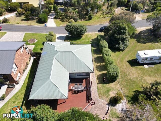 16 Highcrest Avenue BINALONG BAY TAS 7216