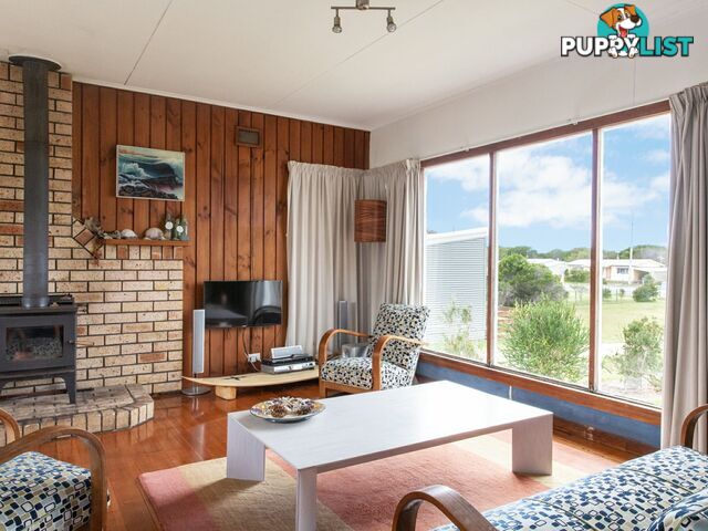 16 Scamander Avenue SCAMANDER TAS 7215