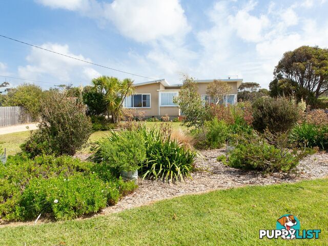 16 Scamander Avenue SCAMANDER TAS 7215