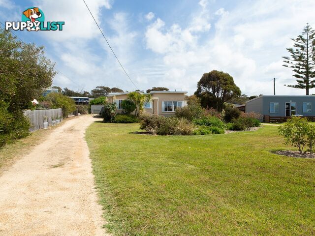 16 Scamander Avenue SCAMANDER TAS 7215