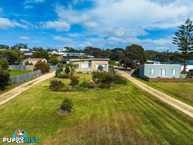 16 Scamander Avenue SCAMANDER TAS 7215