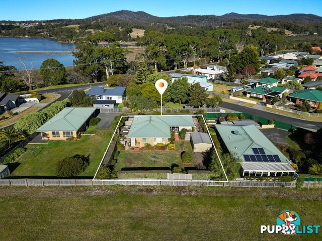 Unit 2/2 Heather Place ST HELENS TAS 7216