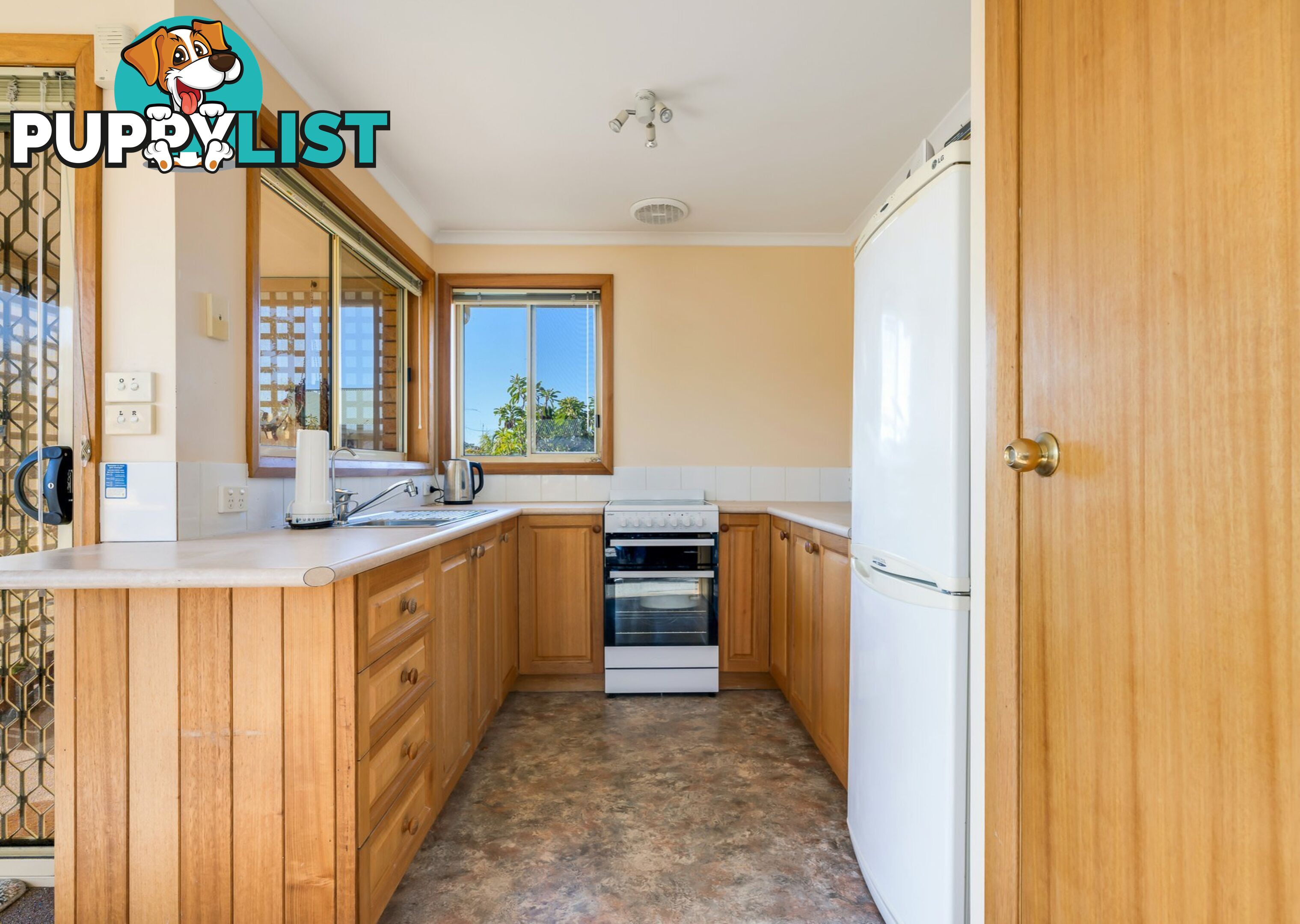 Unit 2/2 Heather Place ST HELENS TAS 7216