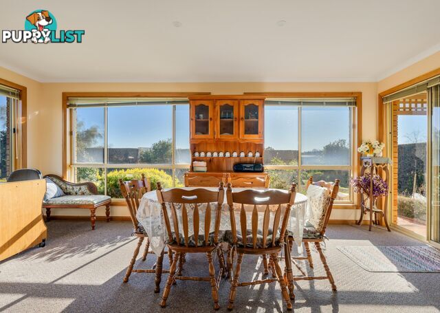 Unit 2/2 Heather Place ST HELENS TAS 7216