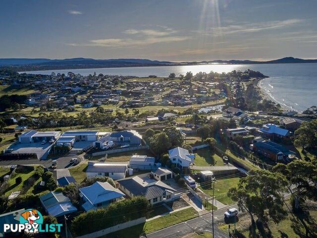 35 Gordon Street SWANSEA TAS 7190