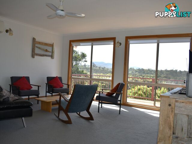 188 Main Road BINALONG BAY TAS 7216