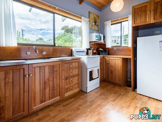 10 Erythos Grove ST HELENS TAS 7216