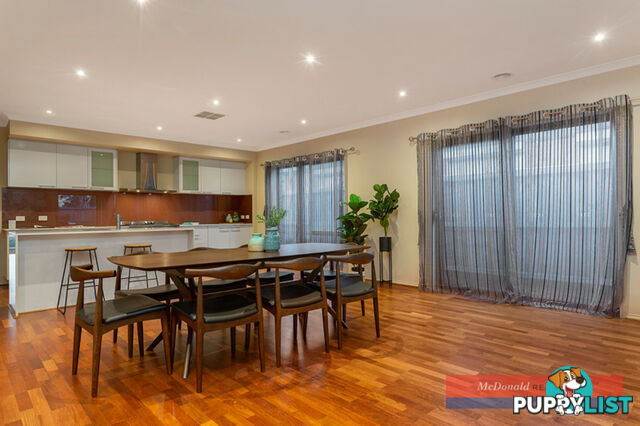 33 Burnham Crescent Keysborough VIC 3173