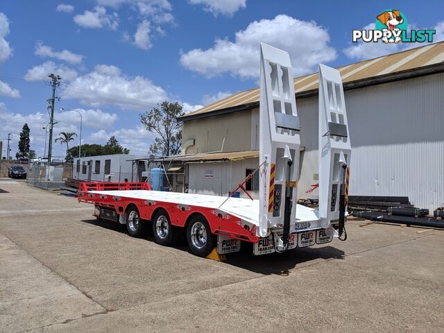 NEW 2024 FWR ELITE Tri Axle Tag Trailer - Widener