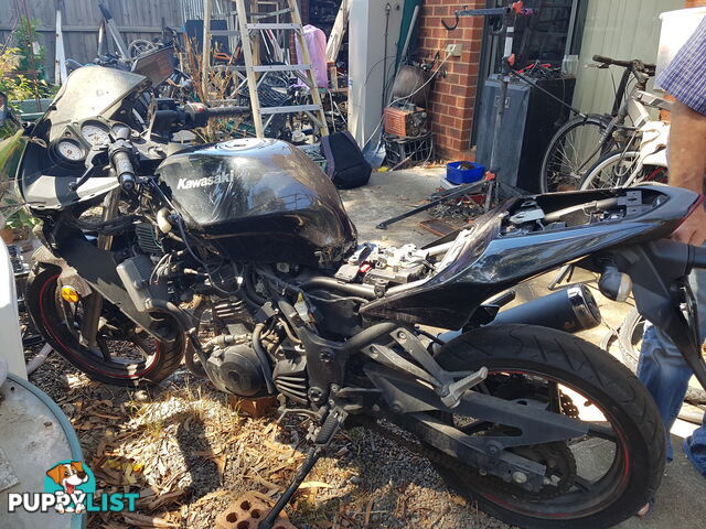 2012 Kawasaki Ninja 250R (EX250J) $600